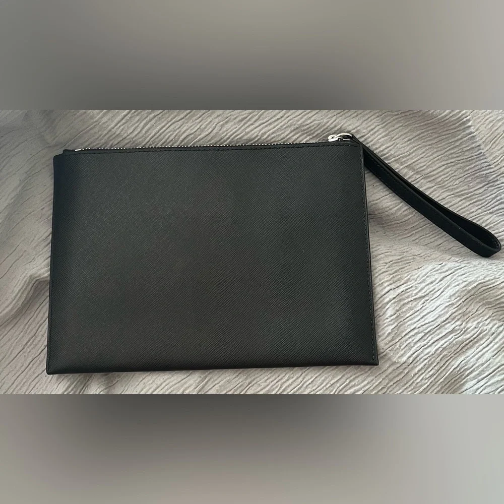 Michael Kors XL Zip Clutch Smooth Leather Signature Logo Checker Wristlet Black